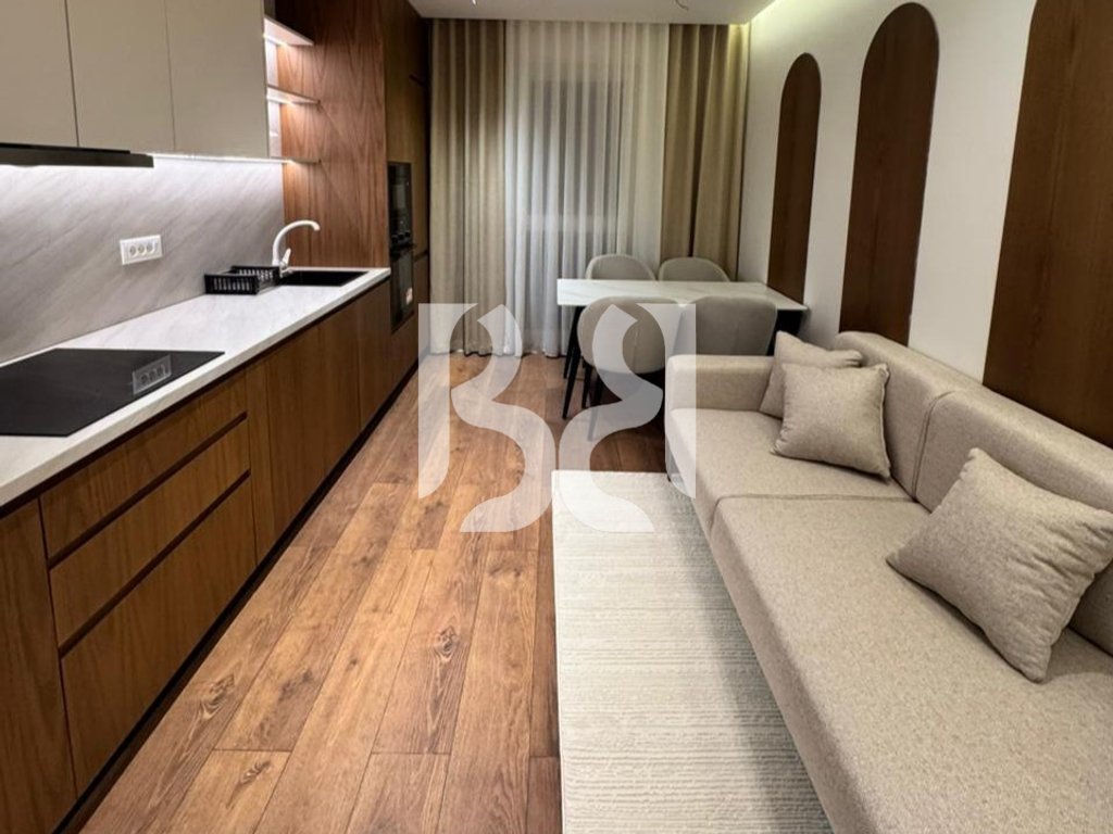 JEPET APARTAMENT 2+1 ME QIRA NE XHAMLLIK.*