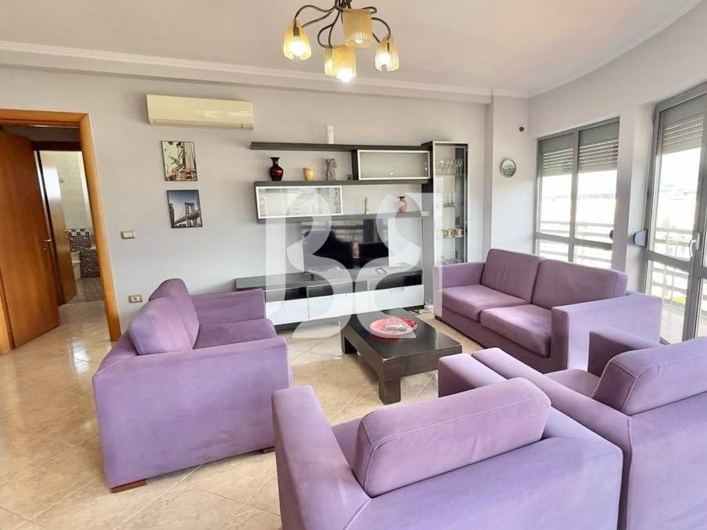 APARTAMENT ME QERA 2+1+2 TEK QATAR CENTER, ZOGU I ZI 2