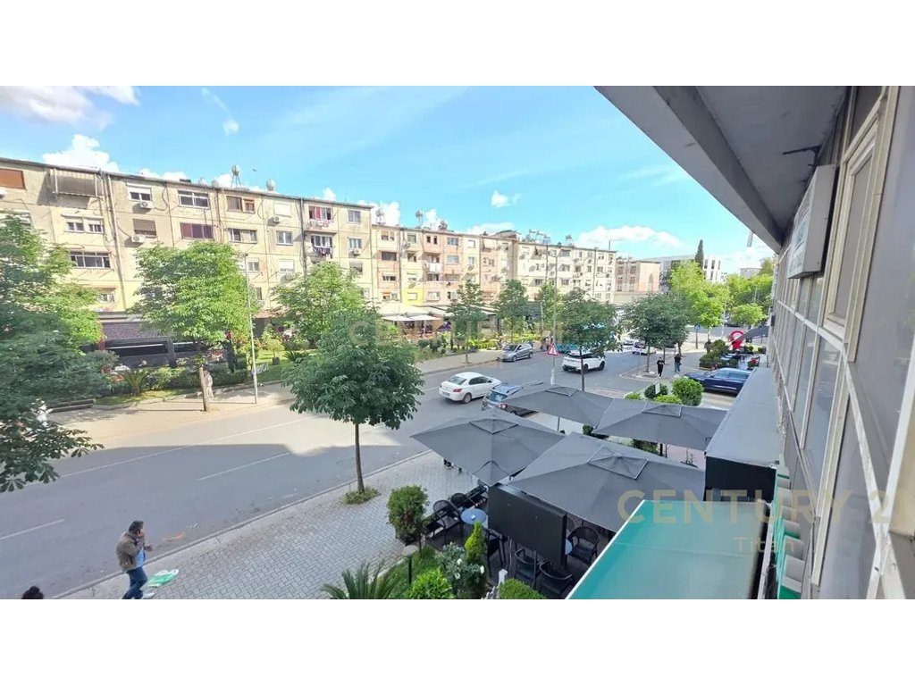 Ambient estetike per qira