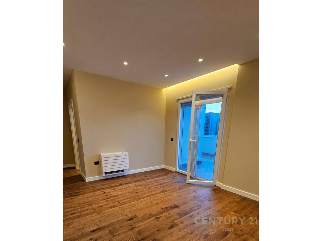 Penthouse ne shitje ne Don Bosko ! 2