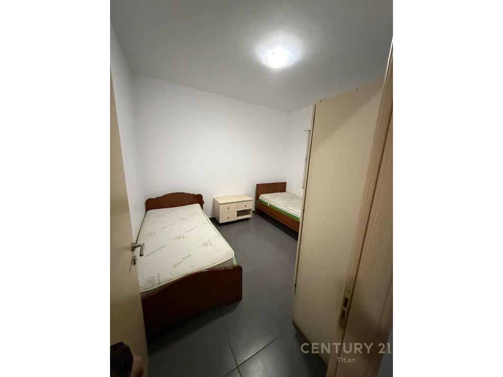 Apartament 2+1 per qira ne Yzberish