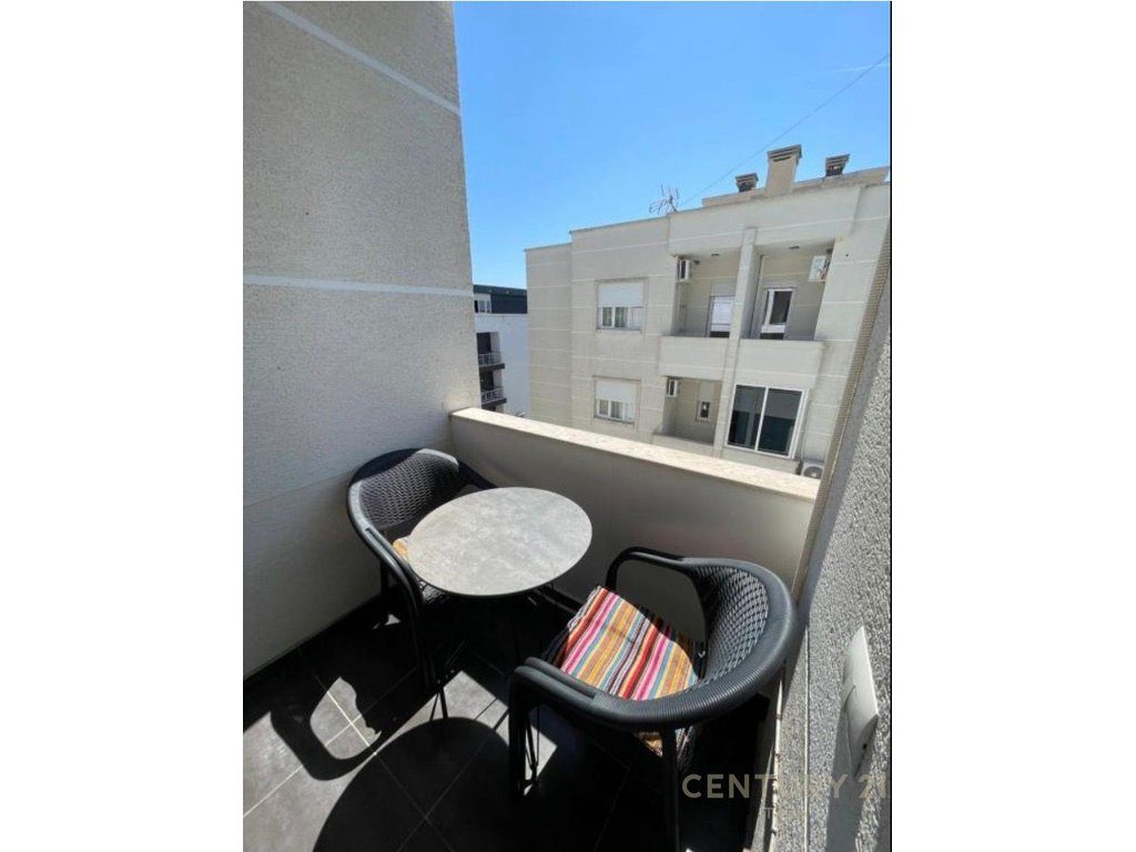 SHITET APARTAMENT 1+1 NE GJIRIN E LALZIT 4