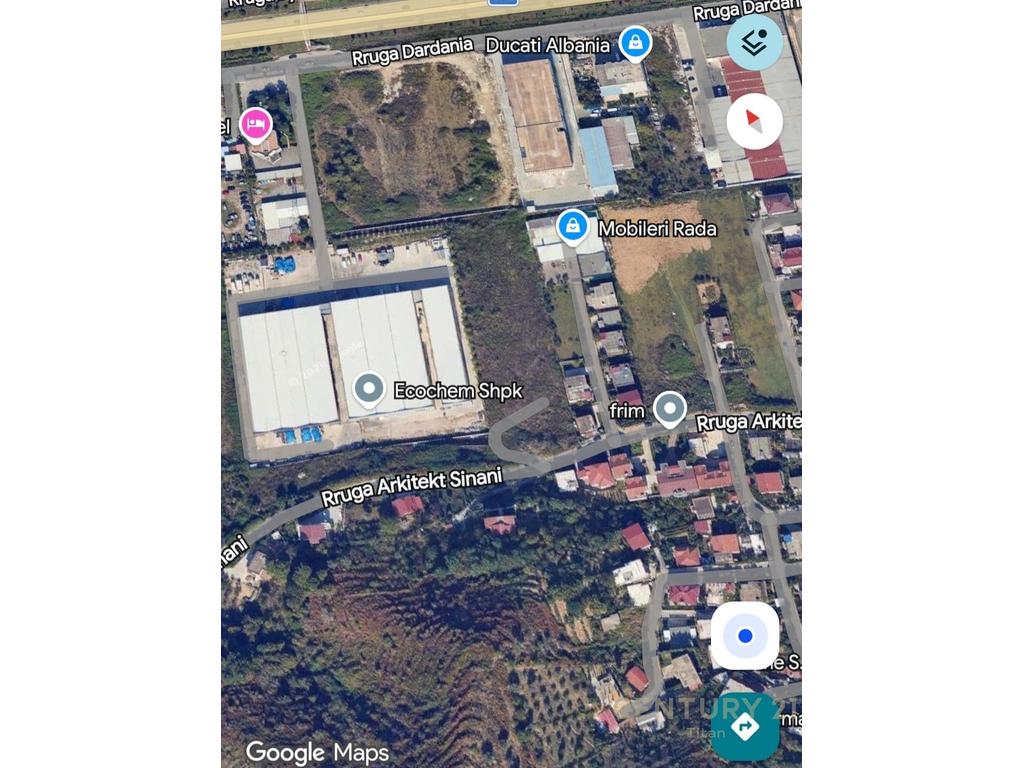 SHITET TOKE NE YRSHEK ME PAMJE PANORAMIKE NGA AUTOSTRADA