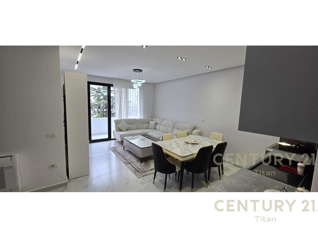 JEPET ME QIRA APARTAMENT 3+1+2 TE RRUGA "DON BOSKO" 3
