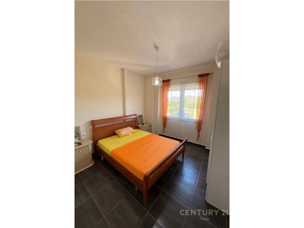 SHITET APARTAMENT 1+1 NE GJIRIN E LALZIT 3