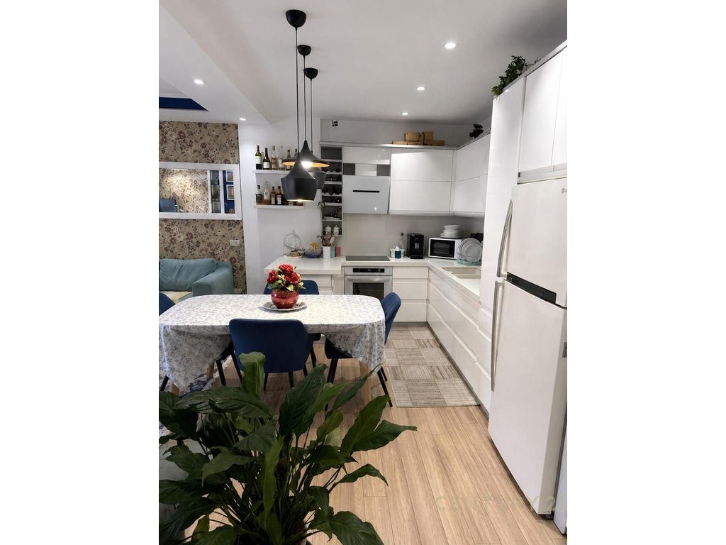 Shesim apartament 2+1+2 me depo te Kompleksi Vizion Plus 2