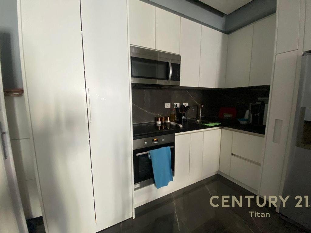 Apartament 2+1+2 per shitje prane Vila Gold 2