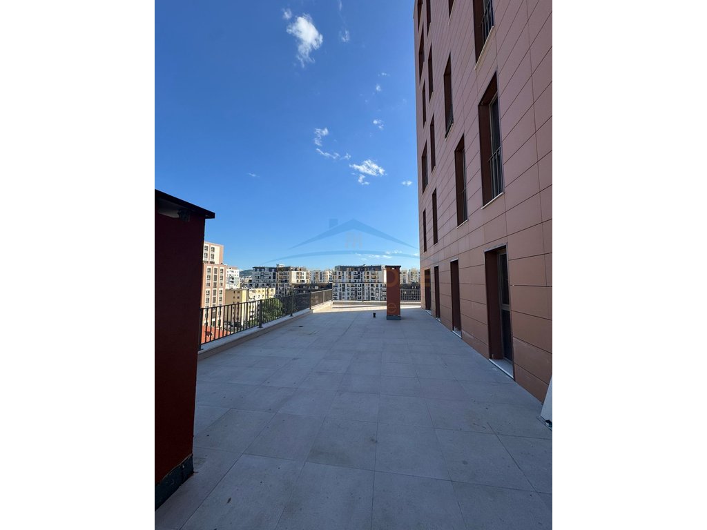 Shitet, Apartament 2+1+2 Verandë, Rruga Dritan Hoxha