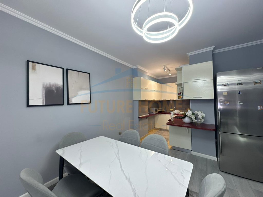 Shitet, Apartament 2+1, Yzberisht 4