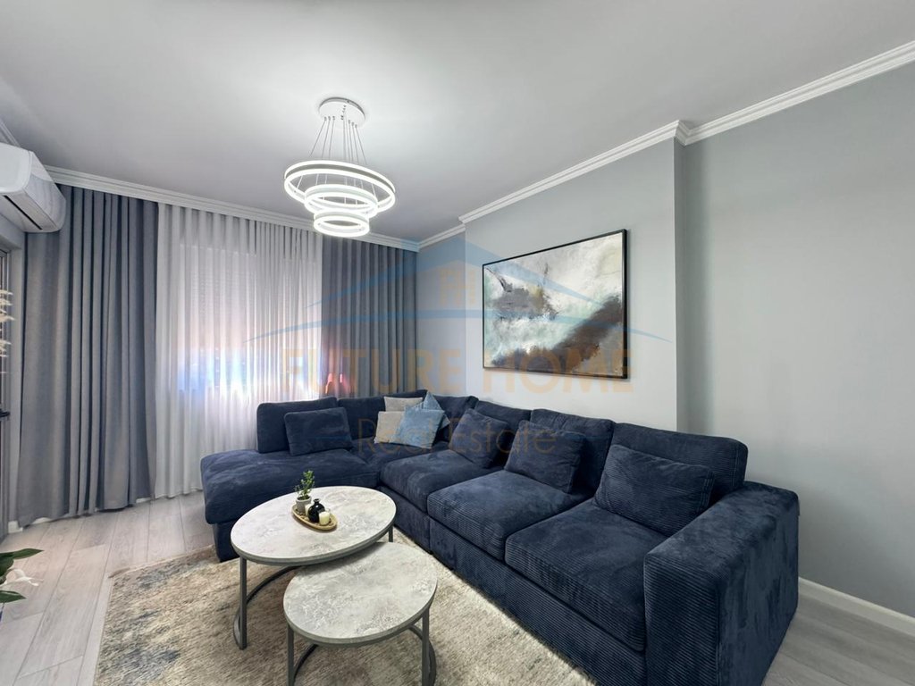Shitet, Apartament 2+1, Yzberisht
