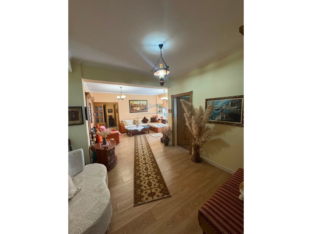 Shitet, Apartament 2+1, Ish-Nisharaku, Bulevardi Gjergj Fishta
