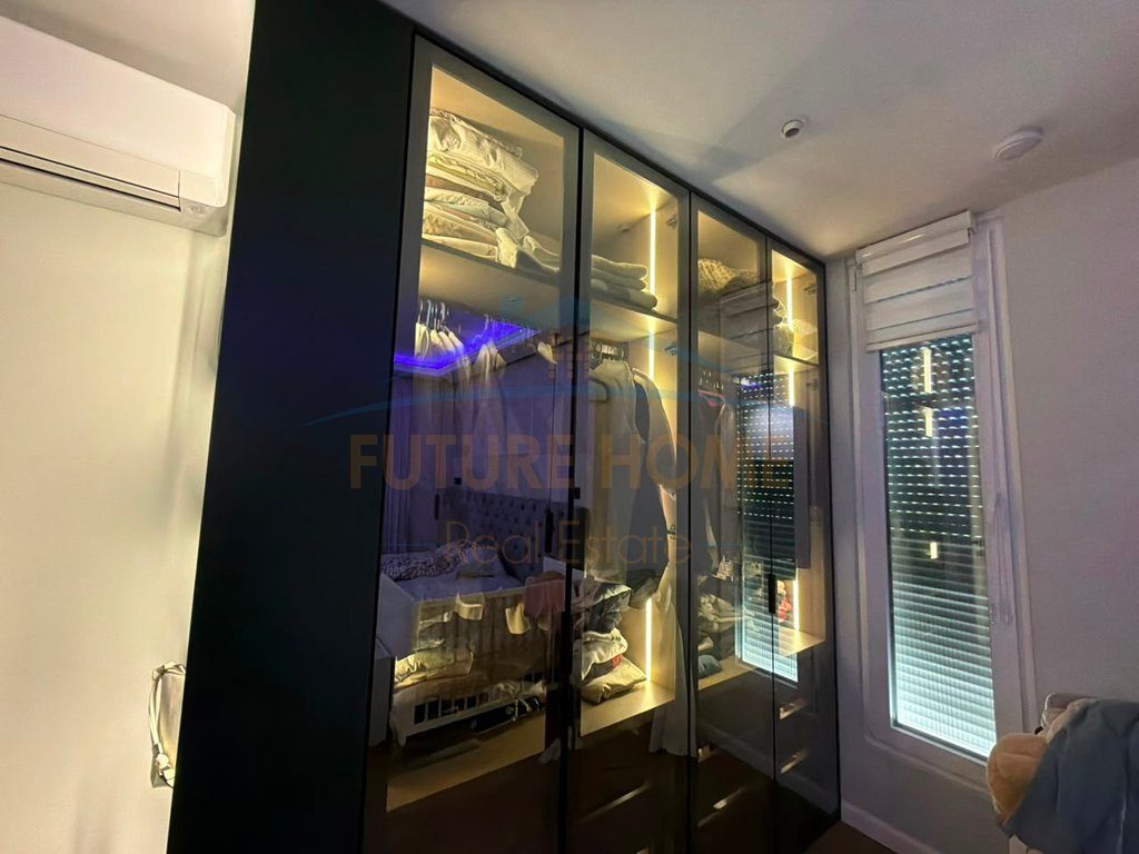 Shitet, Apartament 2+1+Post Parkimi, Ish-Fusha e Aviacionit 2