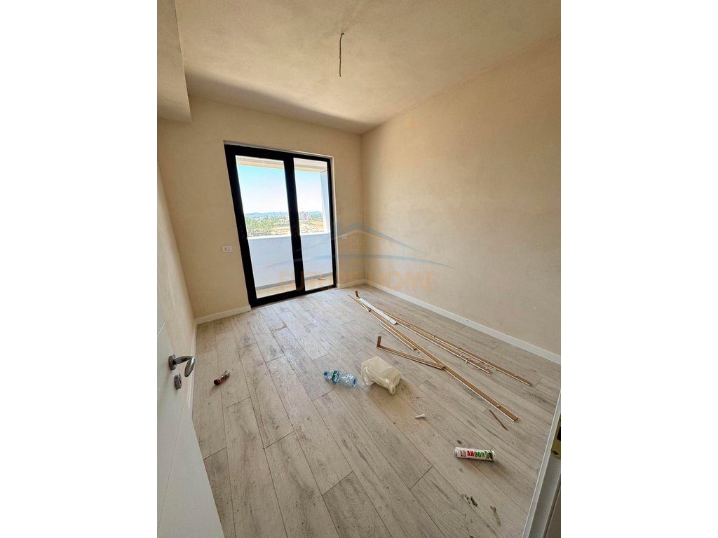 Shitet, Apartament 2+1, Urban Gate, Unaza e Re