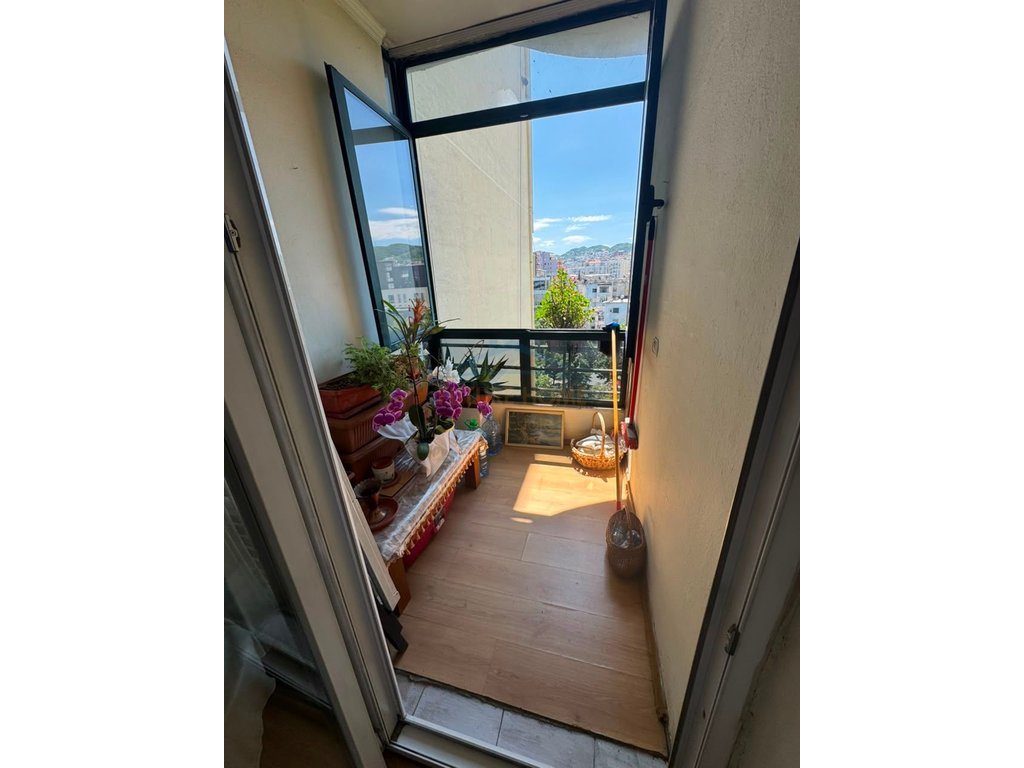 Shitet, Apartament 2+1, Ish-Nisharaku, Bulevardi Gjergj Fishta