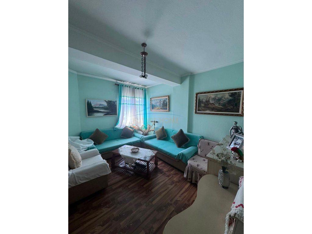 Shitet, Apartament 2+1, Ish-Nisharaku, Bulevardi Gjergj Fishta
