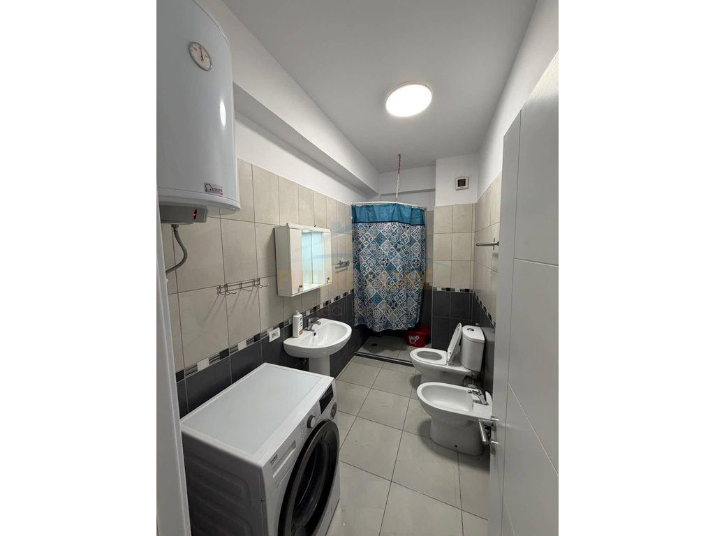 Qera, Apartament 2+1, Golden Park Tirana