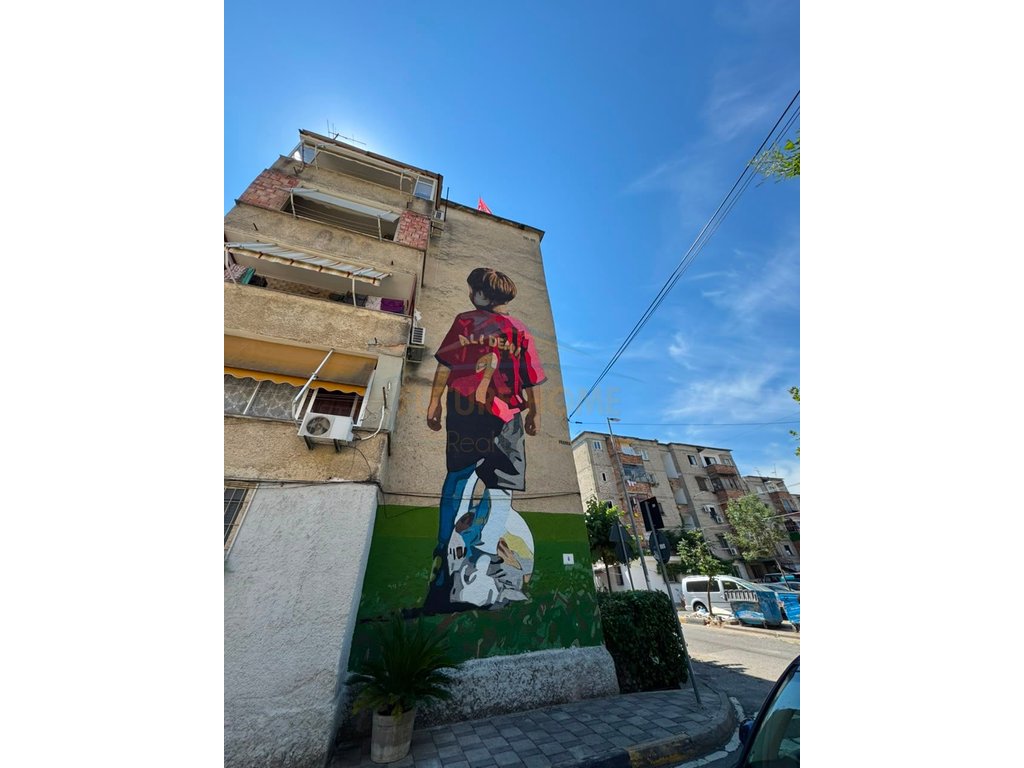 Shitet, Apartament 1+1, Ali Demi, Tirane