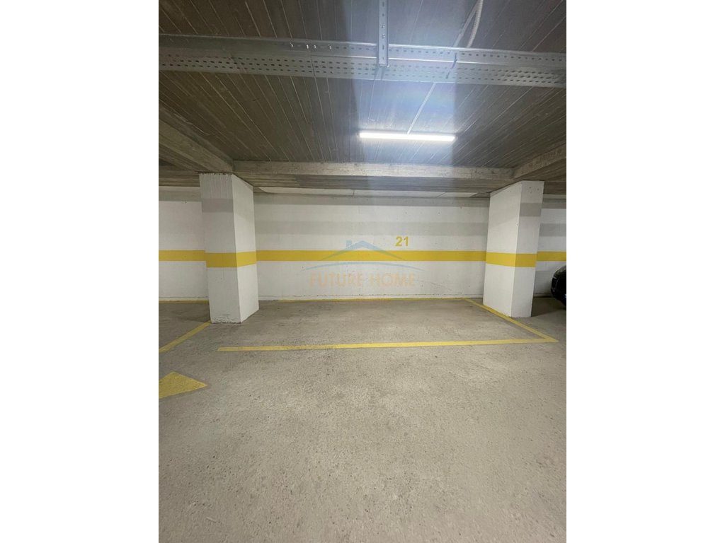 Shiten, 2 Poste Parkimi, Rruga "Ifran Tomini", Tirane. 1
