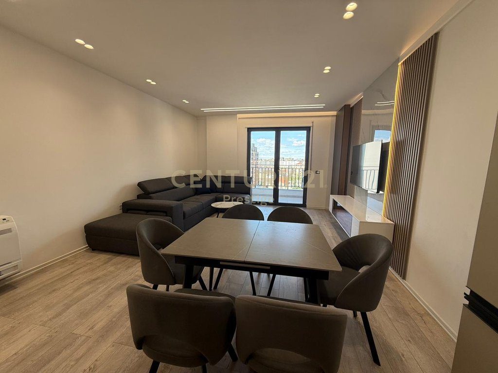 APARTAMENT 2+1+2 NE SHITJE, BULEVARDI I RI, TIRANE! 3