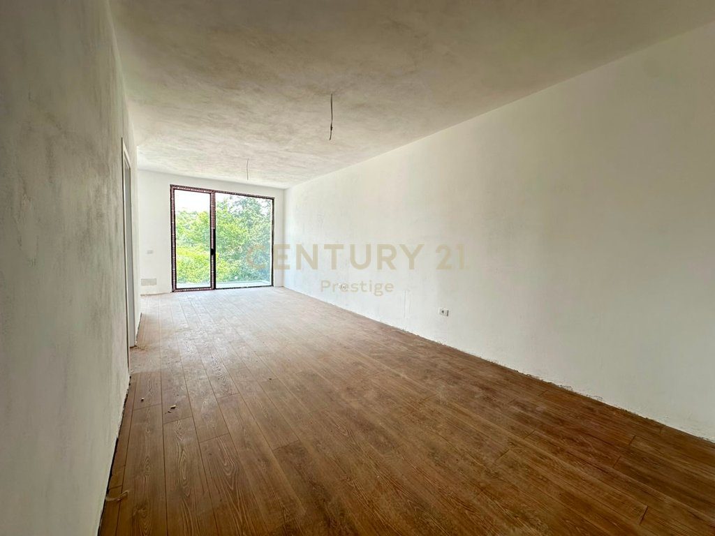 APARTAMENT 2+1+2 NE SHITJE "LAKE DIAMOND RESIDENCE", LIQENI I THATE-TIRANE! 3
