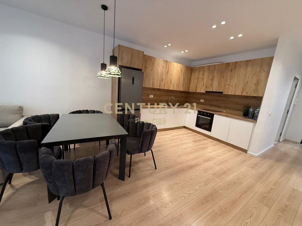 APARTAMENT 2+1+2 NE SHITJE, PRANE RADISSONIT, LIQENI I THATE! 3