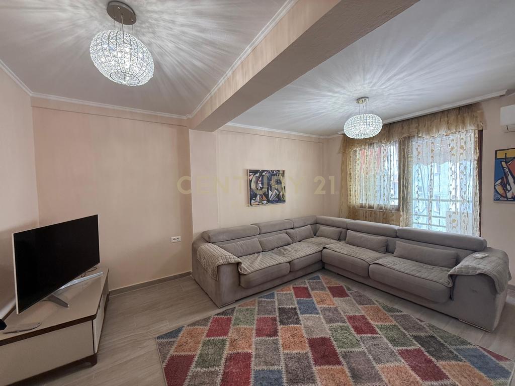 APARTAMENT 1+1 NE SHITJE "BULEVARDI ZOGU PARE", TIRANE!
