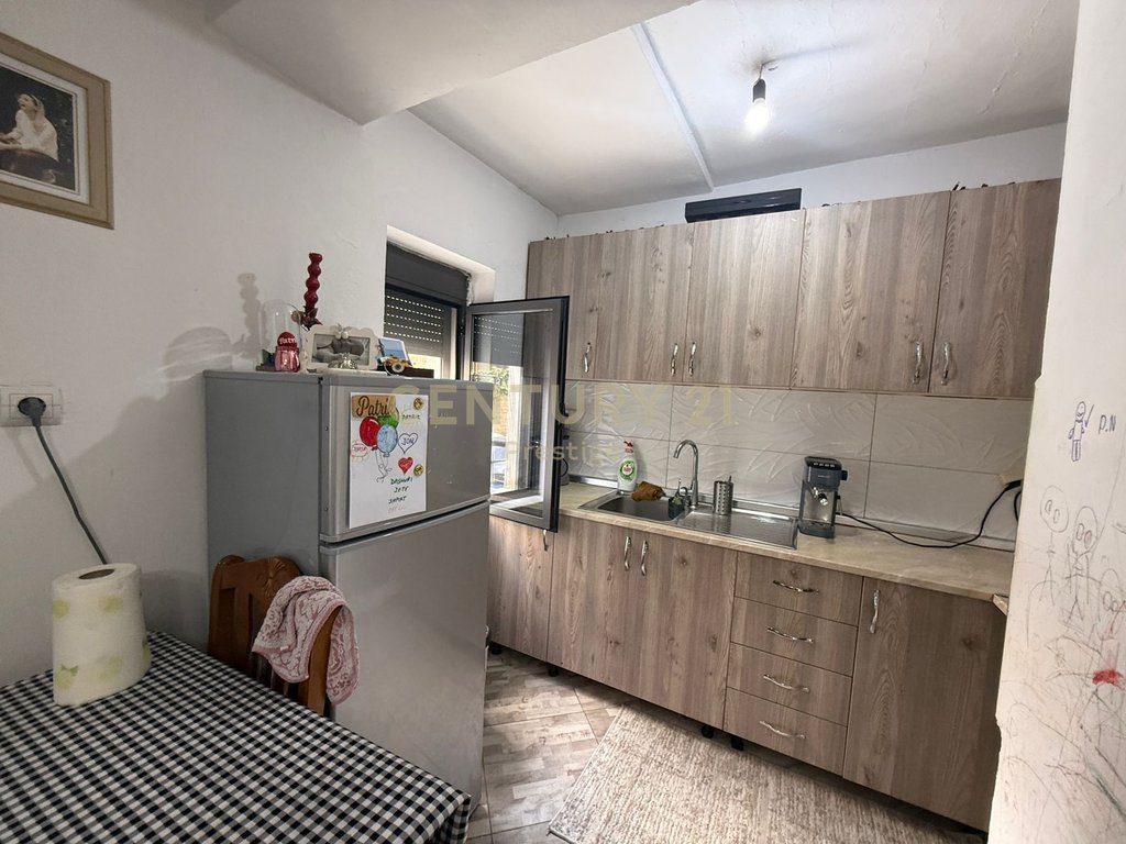 APARTAMENT 2+1 NE SHITJE VENDOSUR NE XHAMLLIK, TIRANE! 4