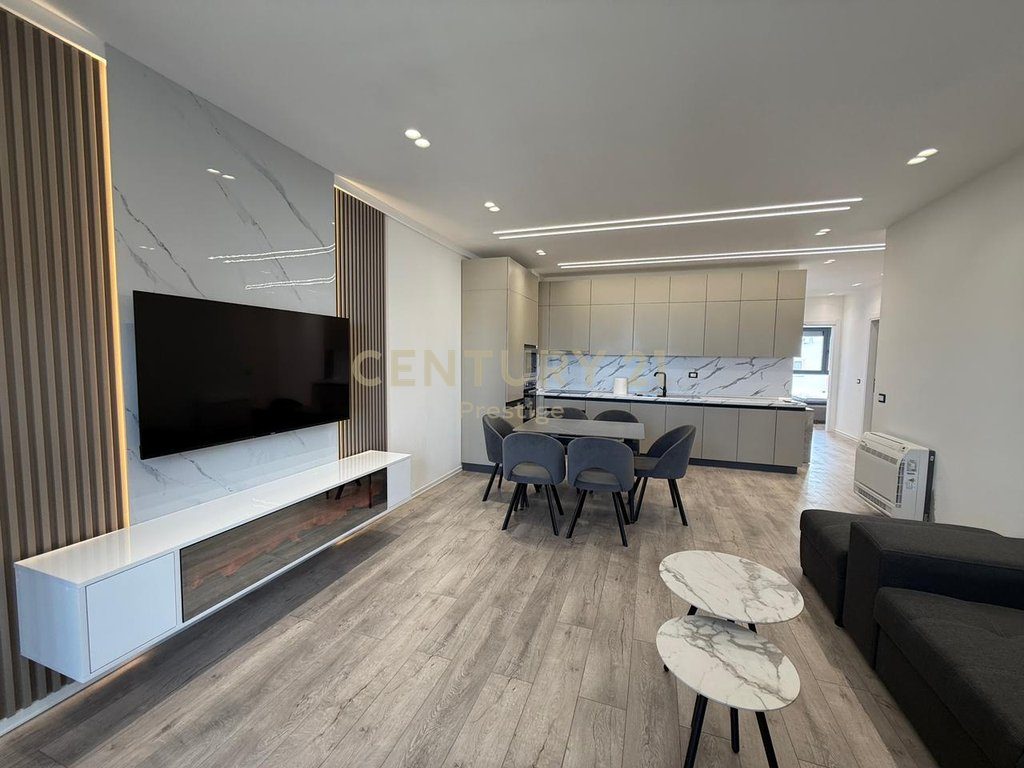 APARTAMENT 2+1+2 NE SHITJE, BULEVARDI I RI, TIRANE! 4