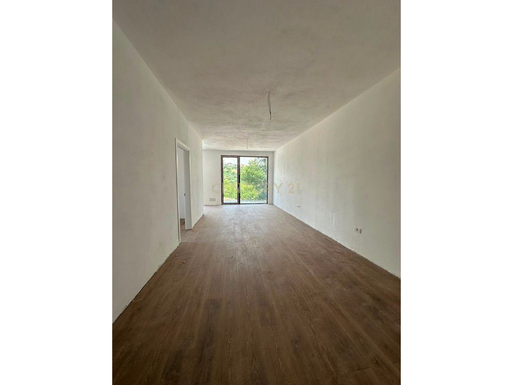 APARTAMENT 2+1+2 NE SHITJE "LAKE DIAMOND RESIDENCE", LIQENI I THATE-TIRANE! 2
