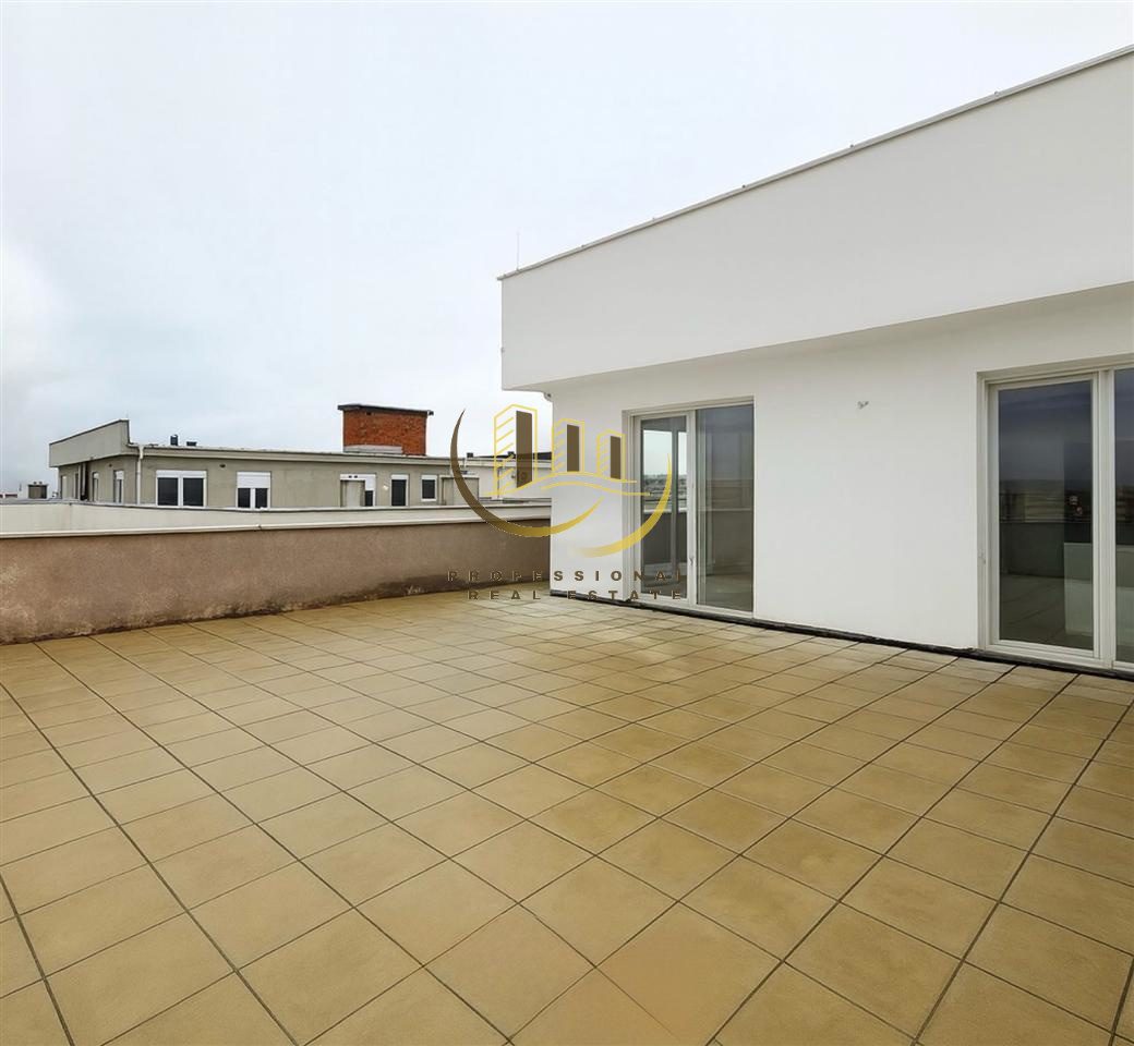 Penthouse Zyre me qira në Fushë Kosovë
