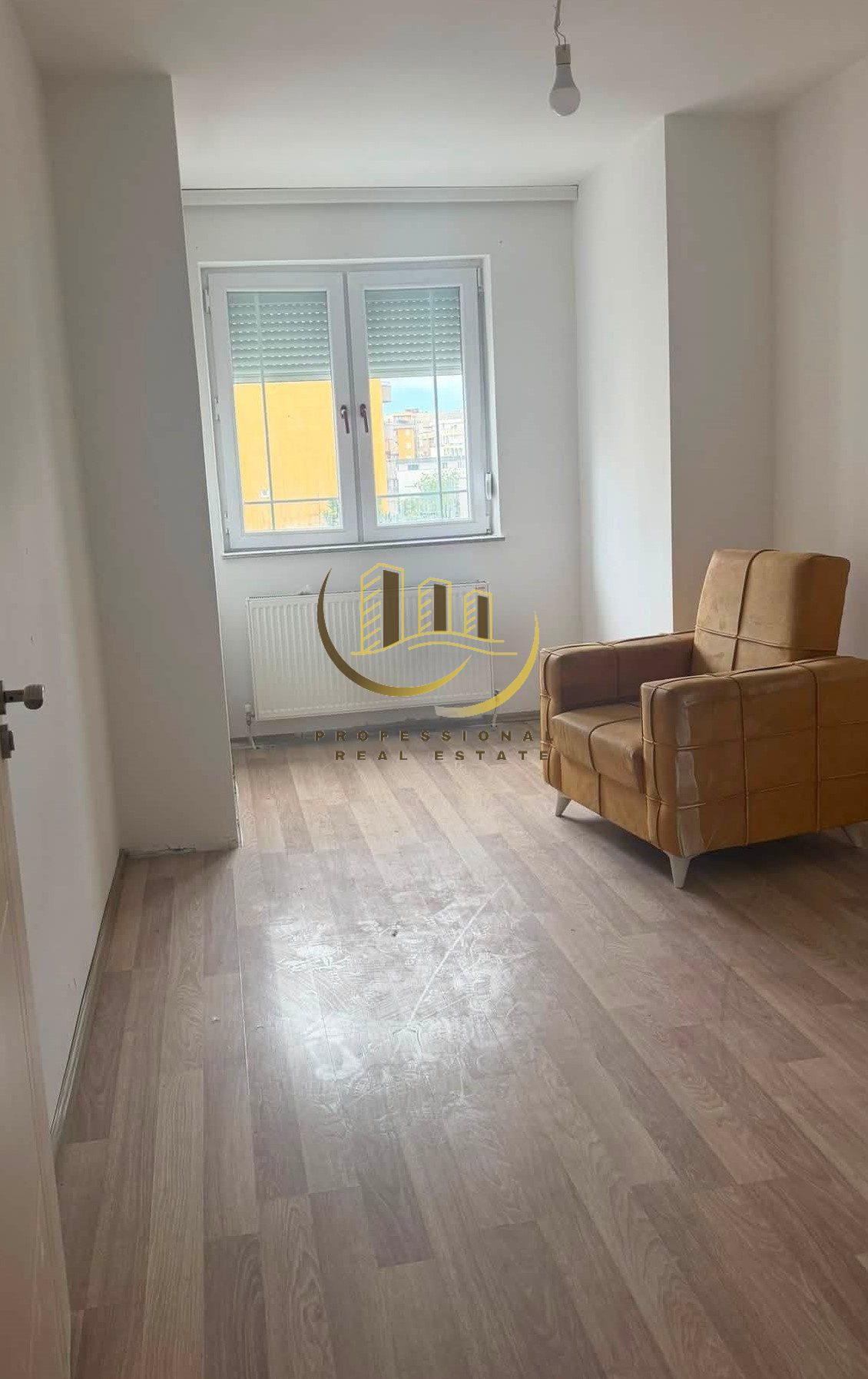 Banesë me qira në Fushë Kosovë 4