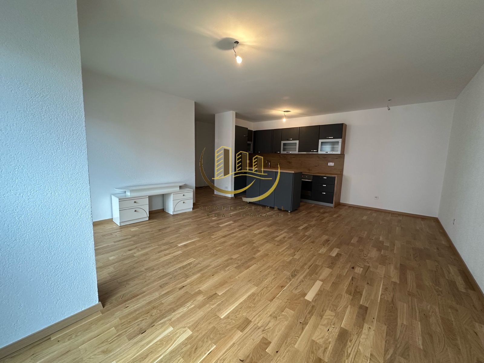 Banesë me qira te Mati 1 3
