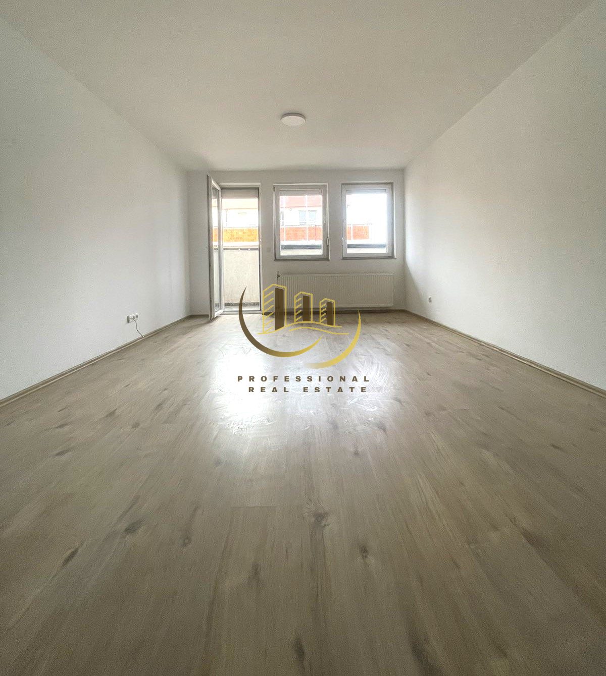 Shitet banesa në Fushë Kosovë