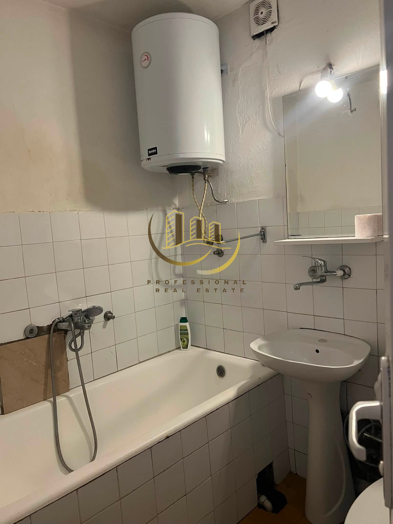 Banesë me qira në Ulpianë 4