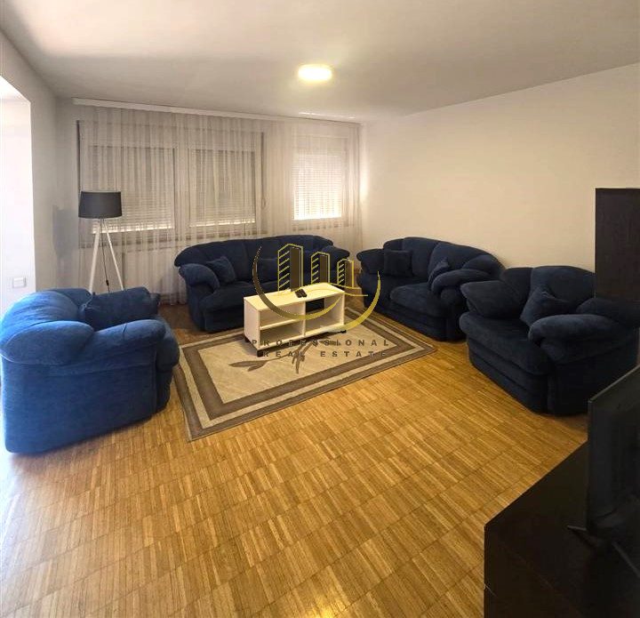 Banesë me qira në Kalabri – Emshir